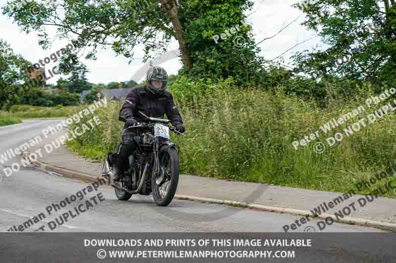 Vintage motorcycle club;eventdigitalimages;no limits trackdays;peter wileman photography;vintage motocycles;vmcc banbury run photographs